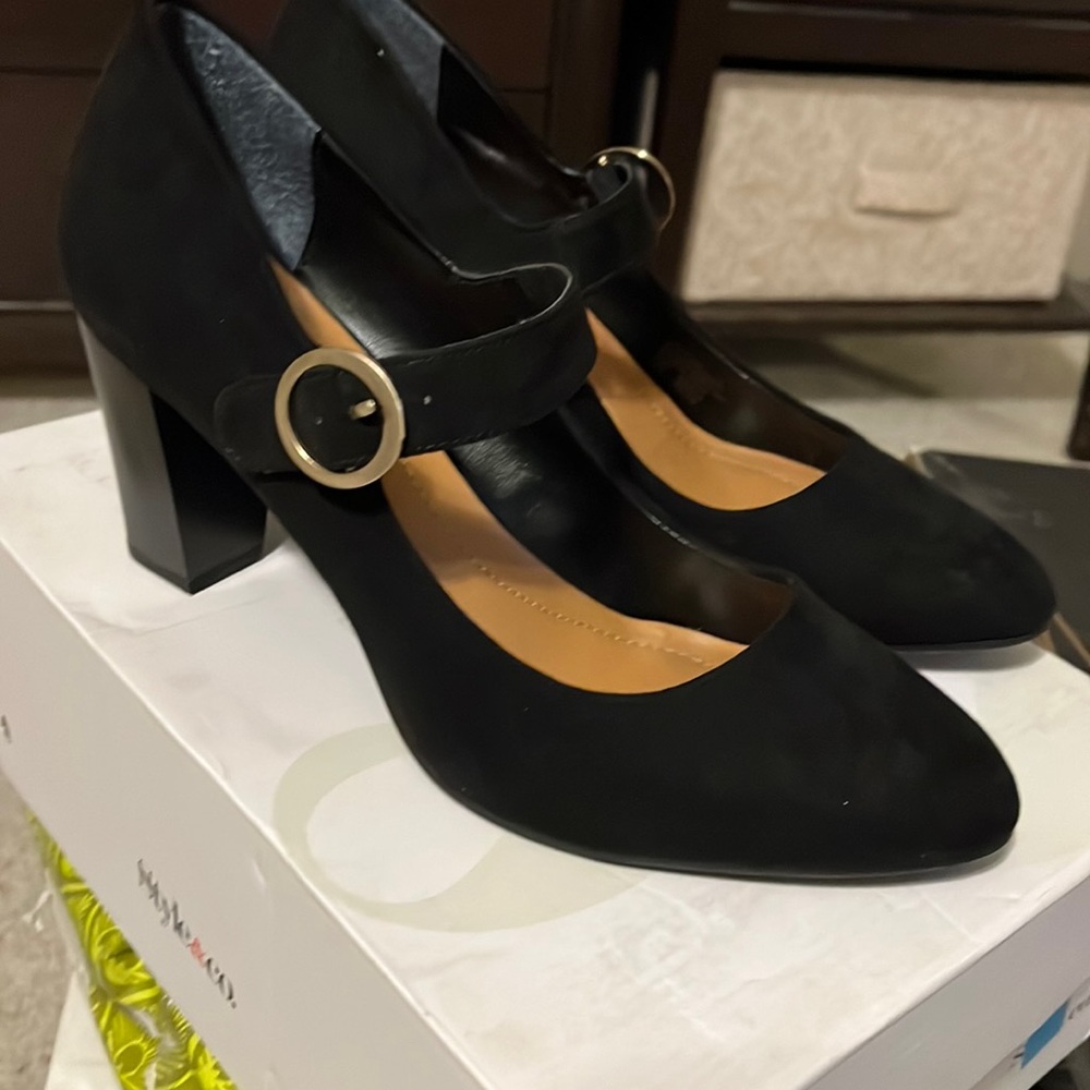 Style & Co black heels
